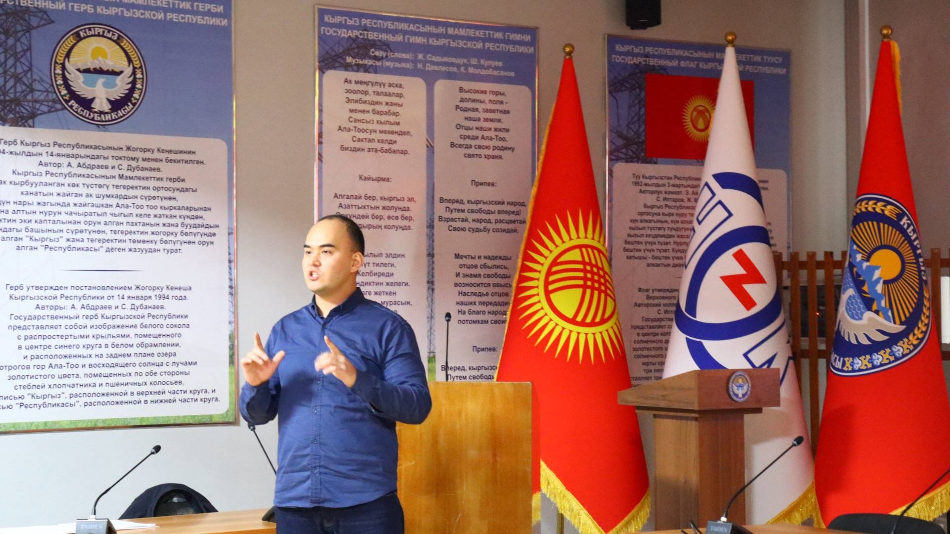 photo_5213476787495572395_w