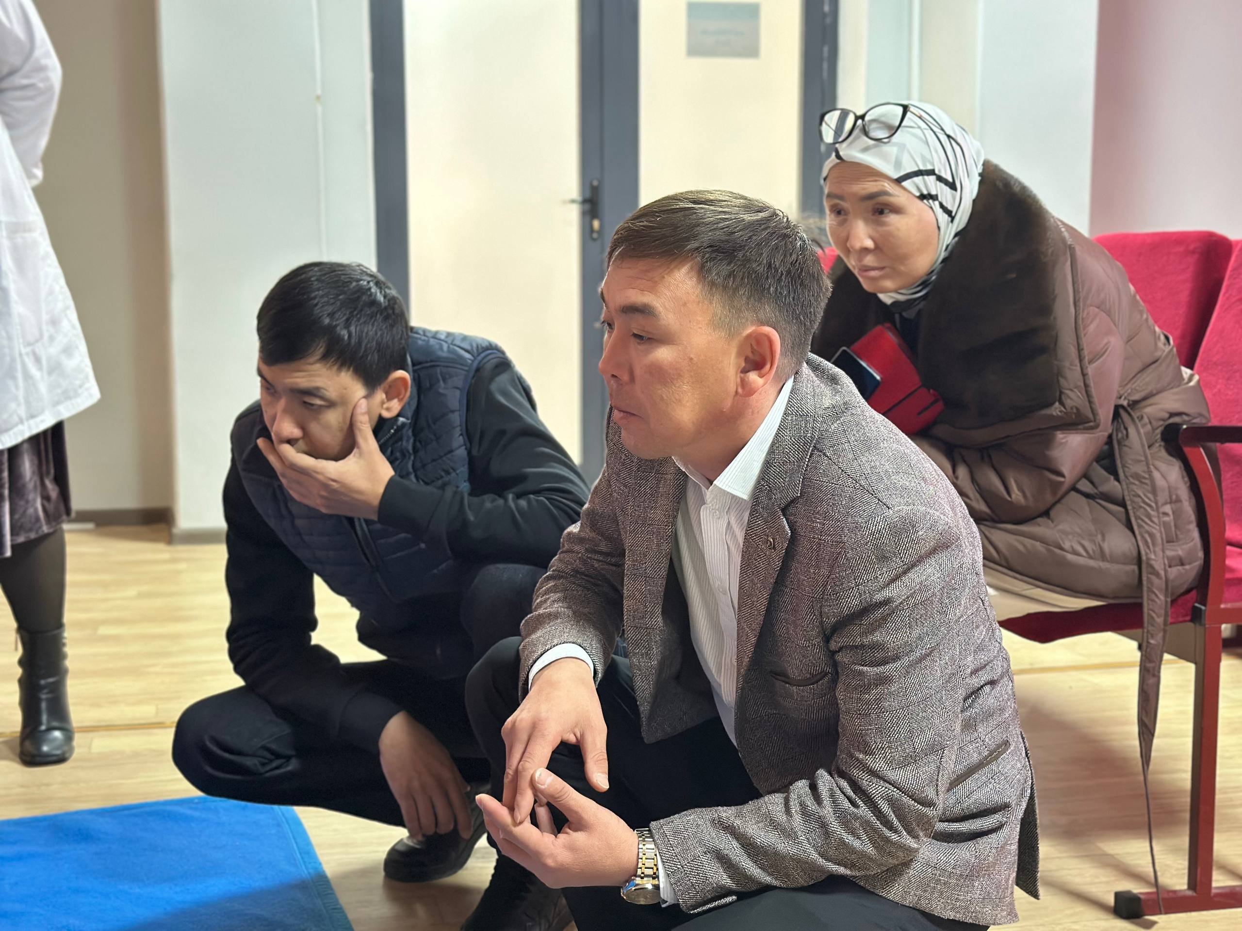 photo_5226853643527589918_w