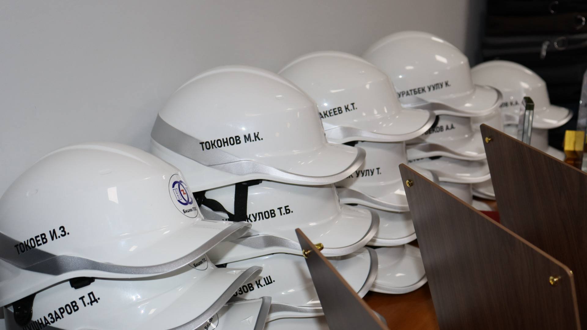 photo_5251276154717540584_w