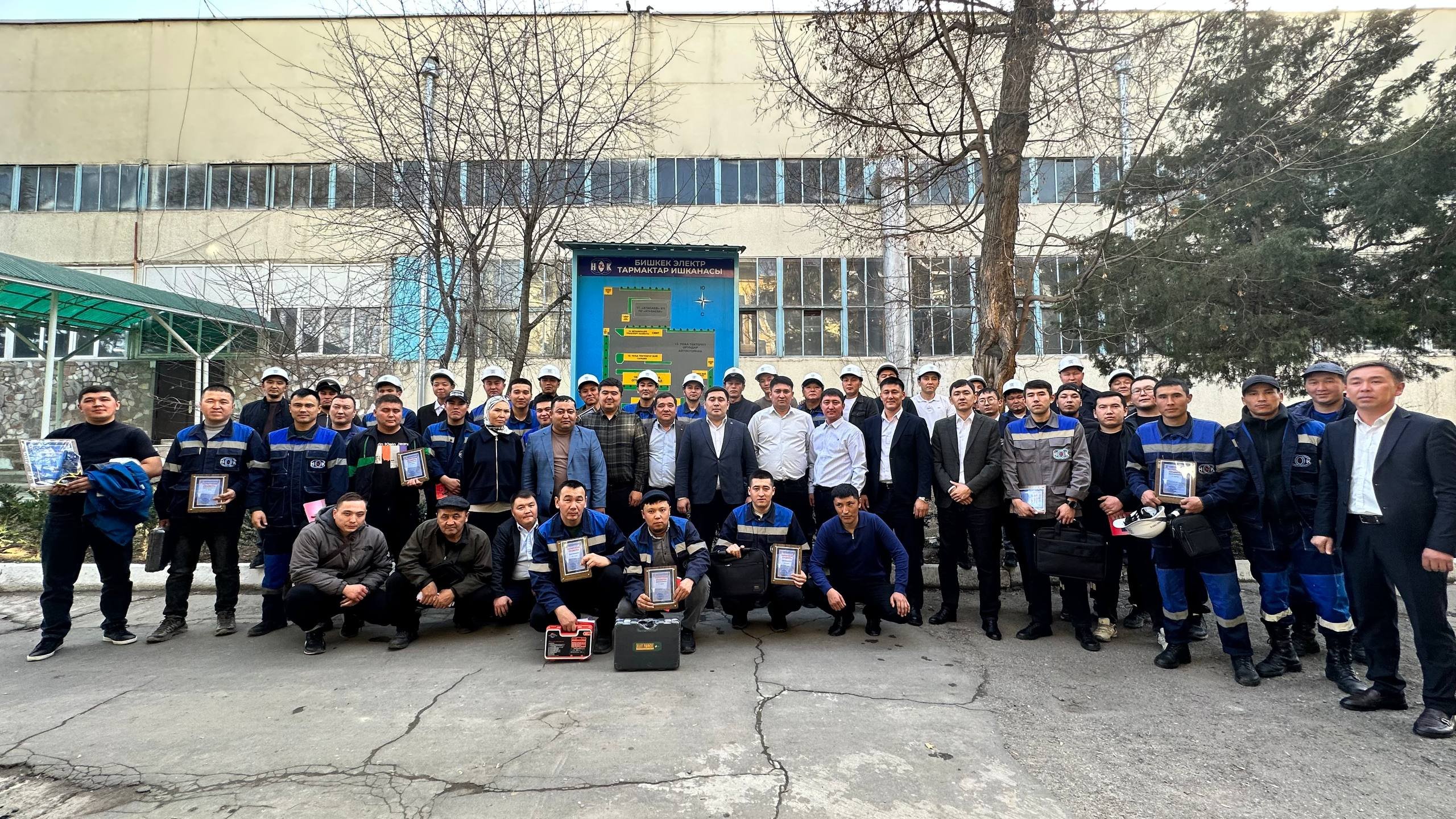 photo_5251276154717540586_w