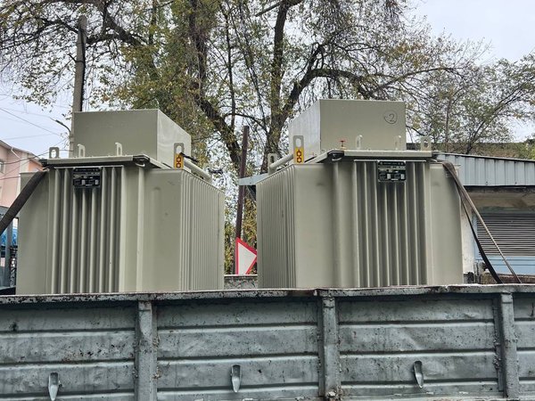 photo_5312079727554140201_y