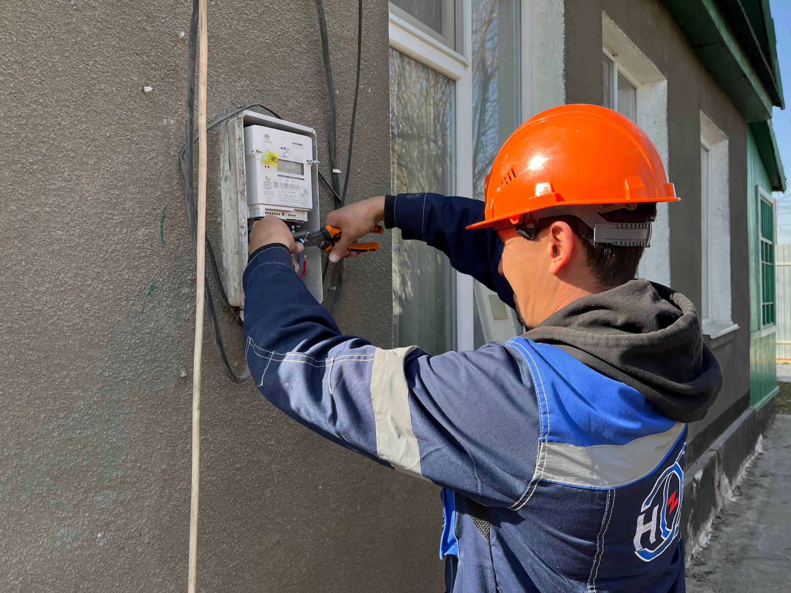 photo_5436278443608836962_w