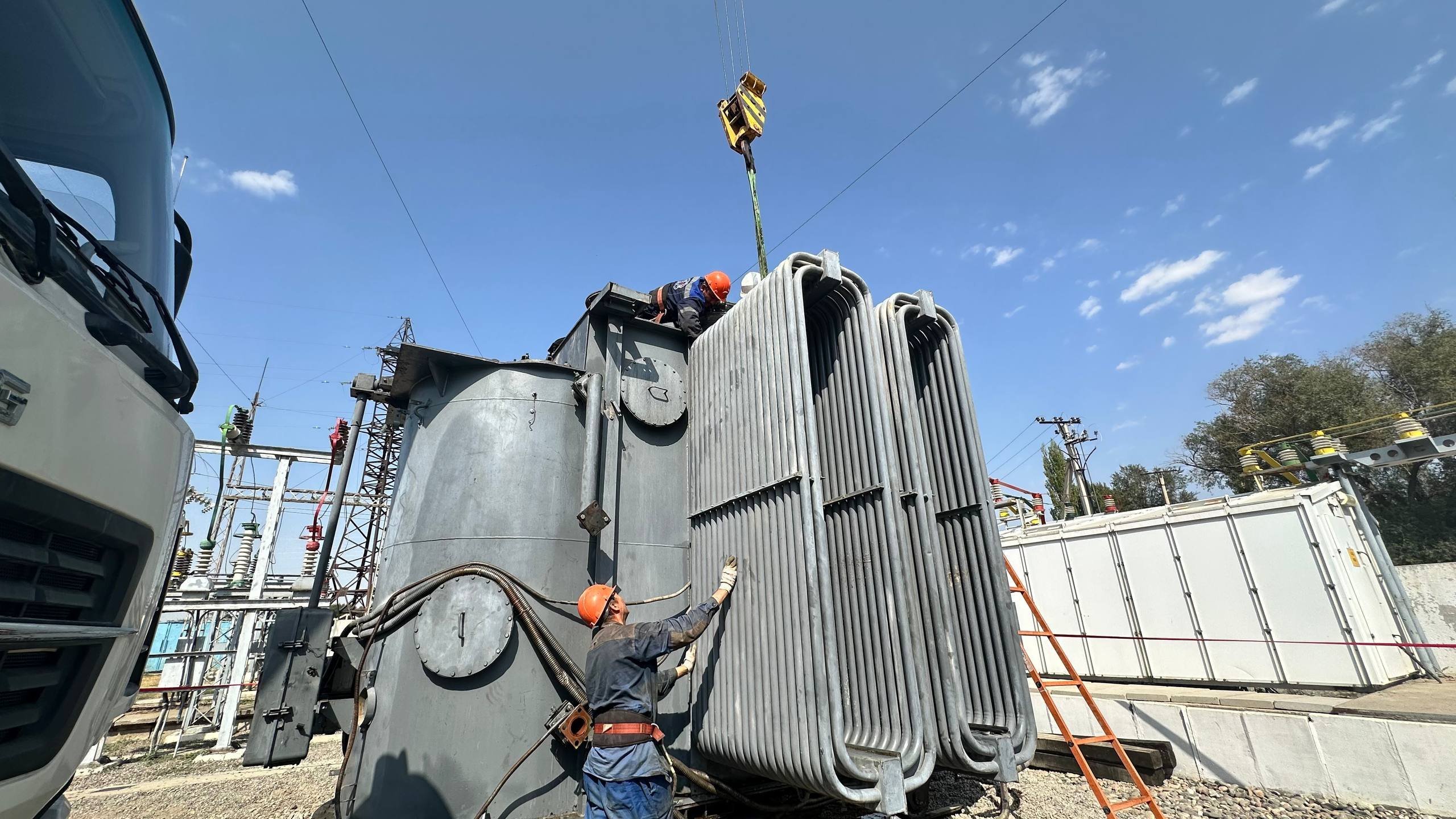 photo_5454137183909838185_w